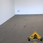Hoe maak ik een cementdekvloer met zandcementmortel met houten regels?
