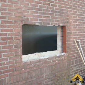 Gat in muur zagen (stofvrij)