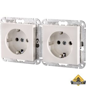 Quick Contactdoos Opus 55 2 en 3-voudig wandcontactdoos polarwit